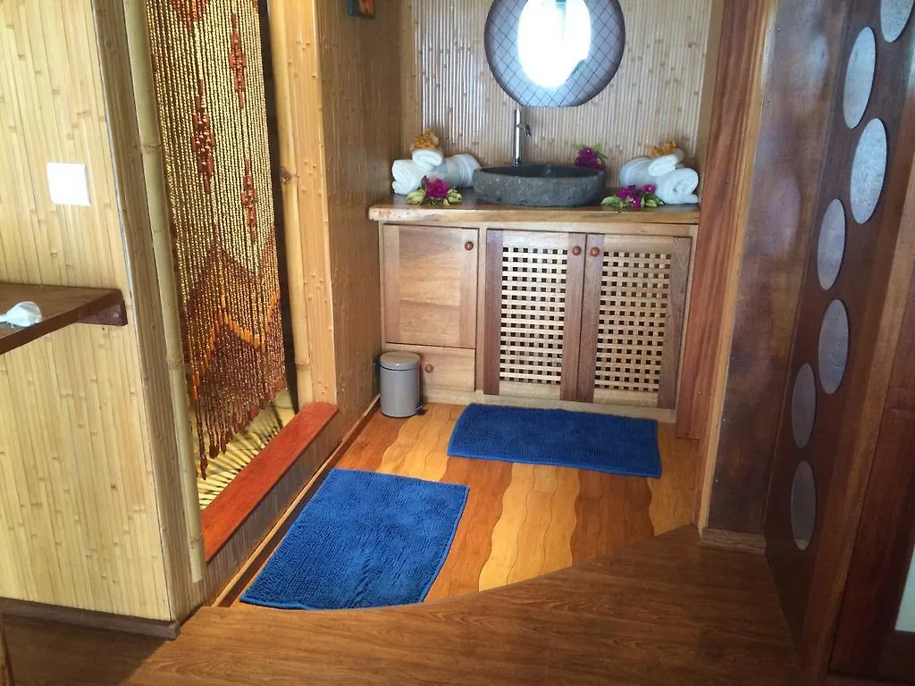 Hotel Taoahere Beach House Hauru